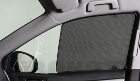 Автошторки Трокот на передние двери, укороченные под улучшенный обзор боковых зеркал для FORD S-MAX 1 рестайлинг (2010-2015) Минивэн