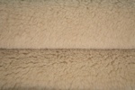 Комплект меховых накидок на задний диван из овечьей шерсти на тканевой основе, бежевый, средний ворс